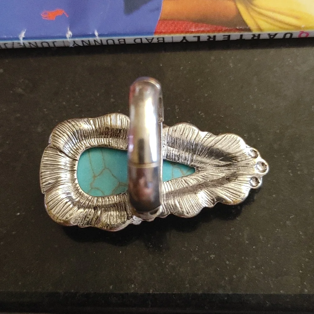 Ring - Picture 7 of 8